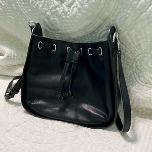 Frye Black Authentic Frye Ilana Leather Crossbody Gorgeous Purse Bag EUC